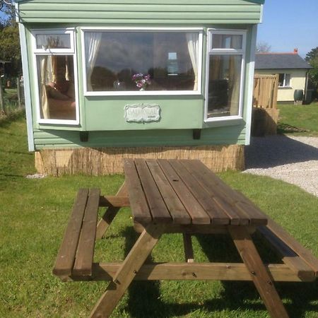 Luxury Mobile Home Near Perranporth Situated On A Quiet Farm ทรูโร ภายนอก รูปภาพ