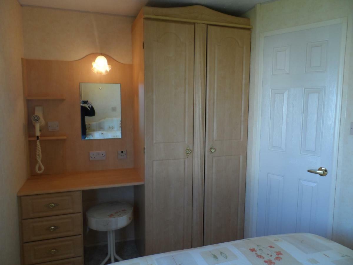 Luxury Mobile Home Near Perranporth Situated On A Quiet Farm ทรูโร ภายนอก รูปภาพ